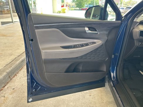 Used 2019 Hyundai Santa Fe SE image 32