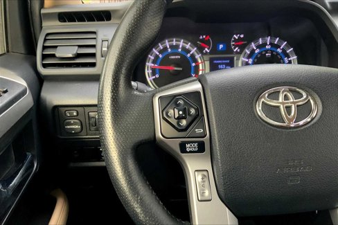 Used 2014 Toyota 4Runner SR5 image 22
