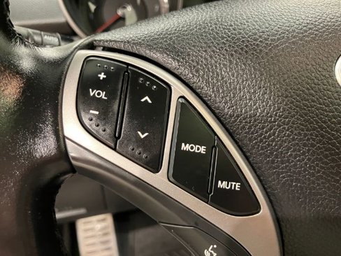 Used 2013 Hyundai Elantra GT w/ Tech Pkg image 32