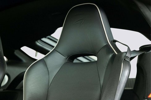 Used 2020 McLaren GT image 17