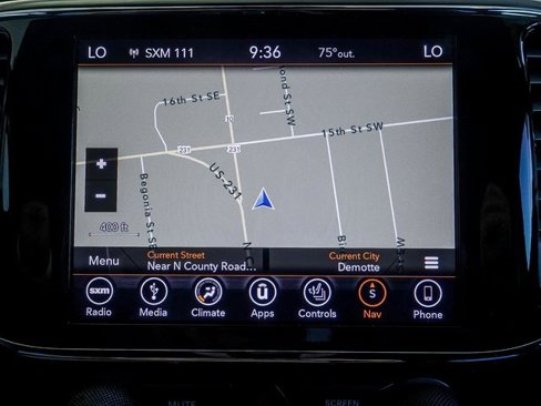 Used 2019 Jeep Grand Cherokee Limited image 17