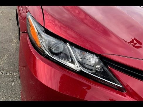 Used 2022 Toyota Camry LE w/ Carpet Mat Package (TMS) image 29