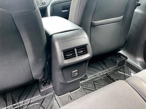 Used 2022 Chevrolet Equinox LT image 28