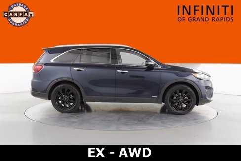 Used 2020 Kia Sorento EX image 2