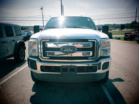 Used 2015 Ford F250 XLT image 2