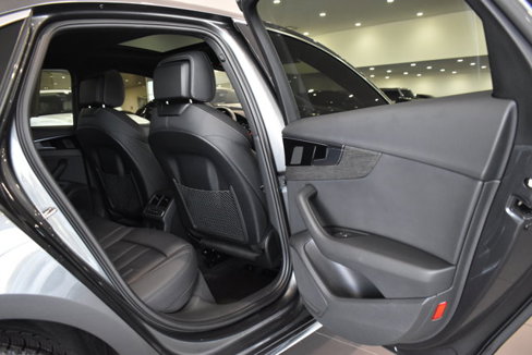 Used 2023 Audi A4 2.0T Premium image 28