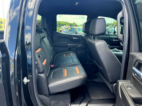 Used 2021 GMC Sierra 1500 AT4 w/ Technology Package image 26