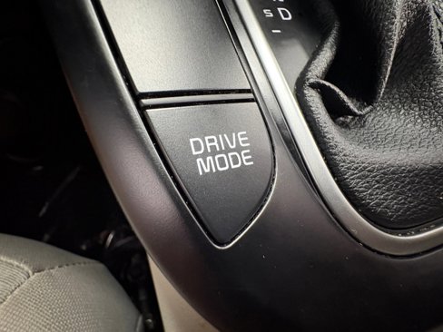 Certified 2023 Kia Soul LX w/ LX Technology Package image 23