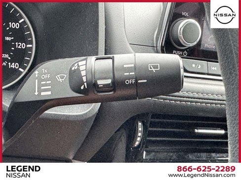 Certified 2022 Nissan Rogue SV image 22