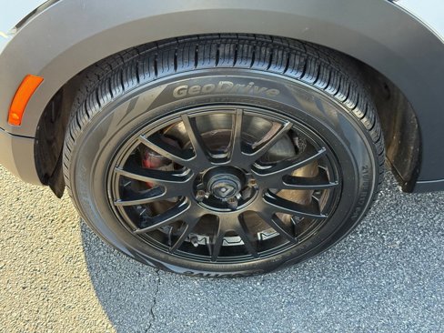 Used 2011 MINI Cooper Countryman S image 24