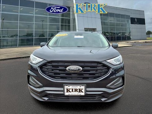 Certified 2024 Ford Edge SE w/ Black Appearance Package image 4