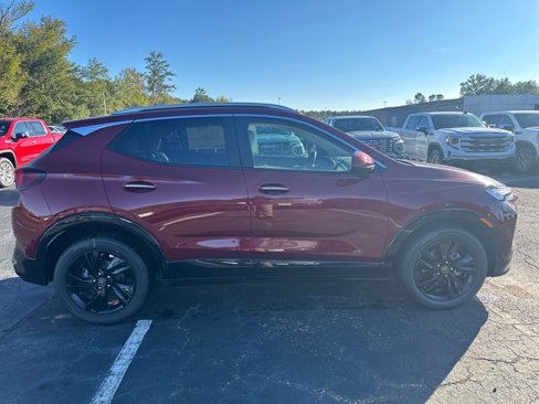 Used 2025 Buick Encore GX Sport Touring image 3