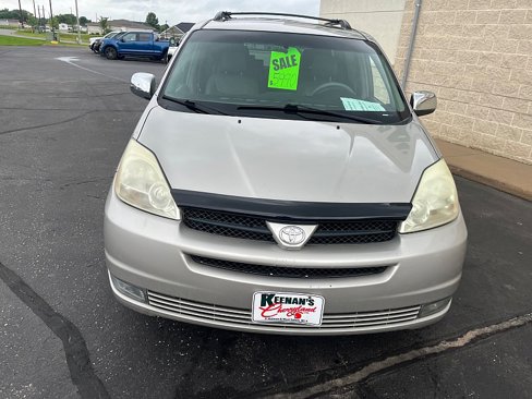 Used 2004 Toyota Sienna image 2