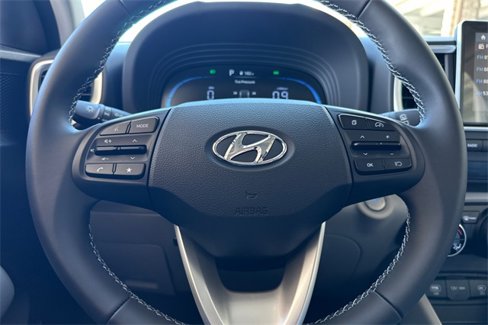New 2025 Hyundai Venue SEL image 19