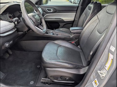 Used 2023 Jeep Compass Latitude w/ Sun and Sound Group image 12