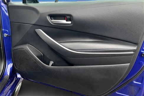 Used 2021 Toyota Corolla SE w/ SE Premium Package image 26