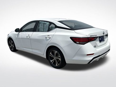 Used 2022 Nissan Sentra SV image 3