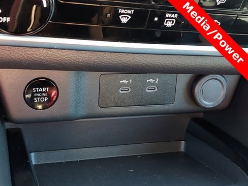 Used 2024 Nissan Rogue S image 15