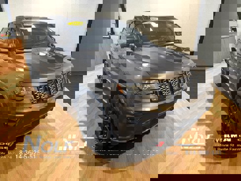 Used 2021 Jeep Grand Cherokee Laredo X image 1