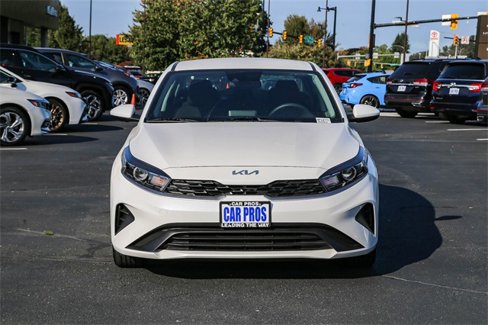 Used 2024 Kia Forte LXS image 3