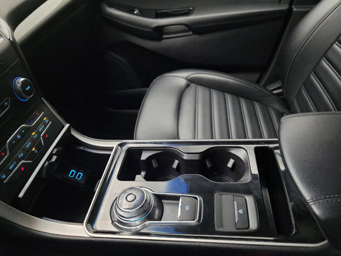 Used 2019 Ford Edge SEL w/ Equipment Group 201A image 26