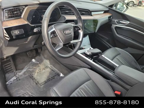 Used 2019 Audi e-tron Premium Plus image 10