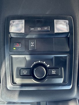 Used 2022 Toyota Tacoma TRD Off-Road image 39