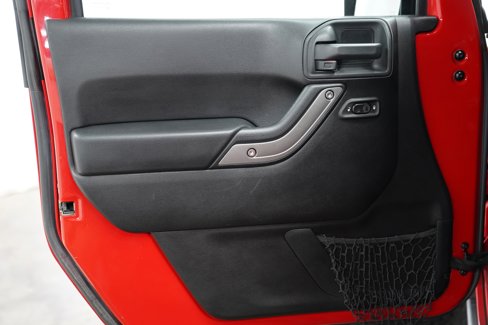 Used 2015 Jeep Wrangler Unlimited Sport image 15