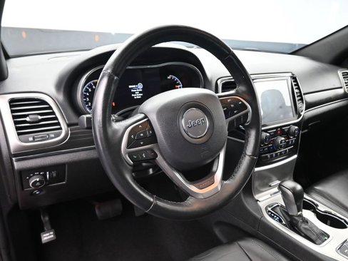 Used 2019 Jeep Grand Cherokee Limited image 13
