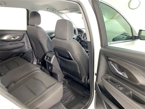 Certified 2023 GMC Terrain SLE w/ Driver Convenience Package image 32