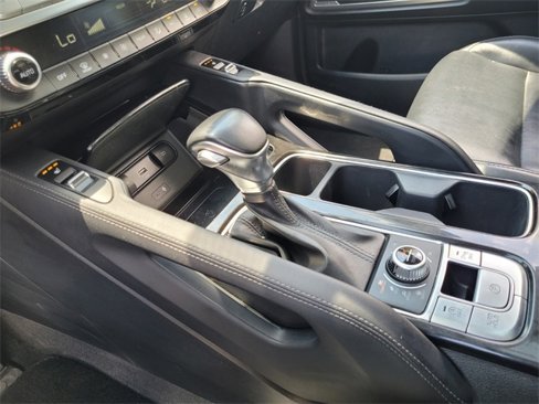 Used 2020 Kia Telluride EX image 24