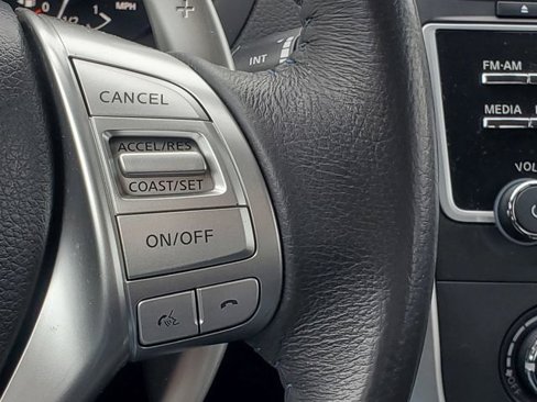 Used 2017 Nissan Altima 2.5 SR image 19