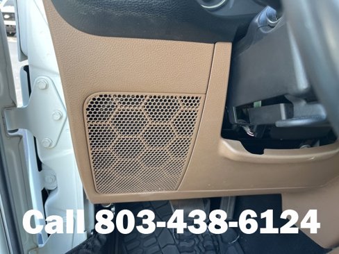 Used 2014 Jeep Wrangler Unlimited Sahara w/ Connectivity Group image 31