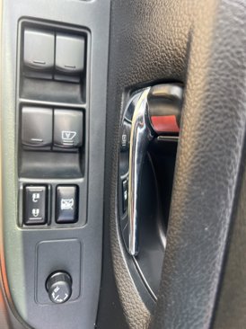 Used 2014 Subaru Crosstrek 2.0i Limited image 25