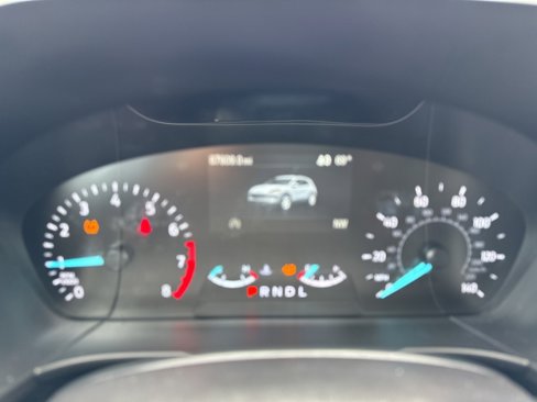 Used 2020 Ford Escape SE image 10