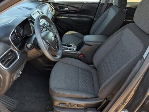 Used 2023 Chevrolet Equinox LT image 23