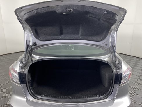 Used 2011 MAZDA MAZDA3 i Touring image 28