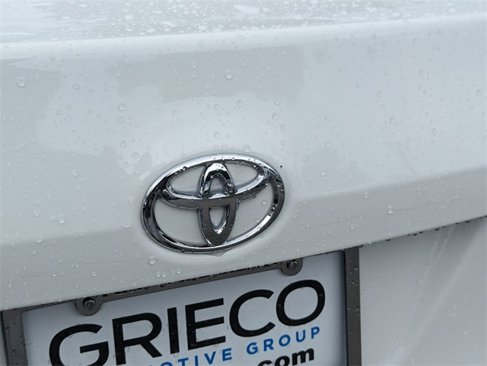 Used 2019 Toyota Corolla L image 12