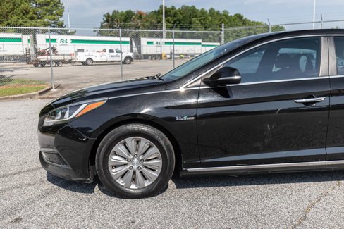 Used 2017 Hyundai Sonata SE image 12