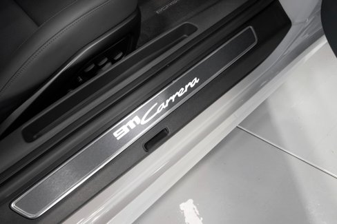 Used 2022 Porsche 911 Carrera image 46