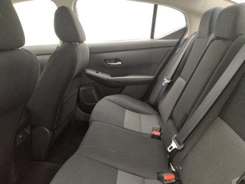 Used 2021 Nissan Sentra SV image 18