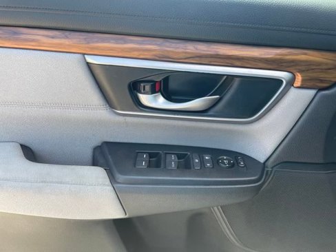 Used 2019 Honda CR-V EX image 3