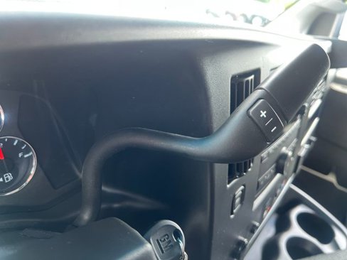Used 2022 GMC Savana 2500 w/ Driver Convenience Package image 34