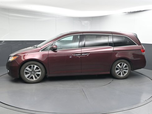 Used 2015 Honda Odyssey Touring image 5