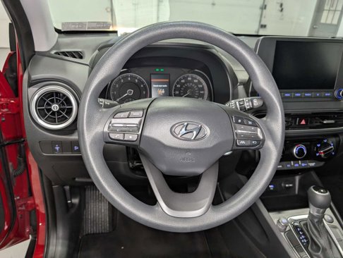 Used 2022 Hyundai Kona SEL image 33