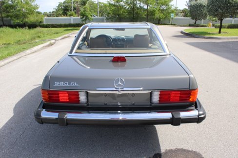 Used 1987 Mercedes-Benz 560 SL image 6