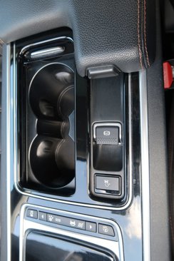 Used 2018 Jaguar XE Prestige image 28