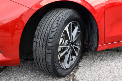 Used 2023 Kia Forte LXS image 17