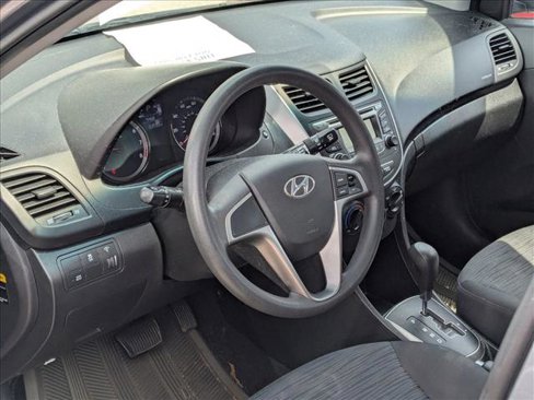 Used 2017 Hyundai Accent SE image 10