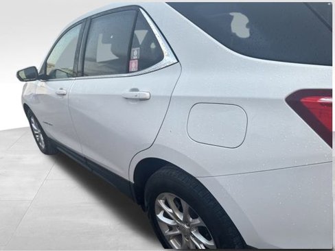 Used 2019 Chevrolet Equinox LT image 4